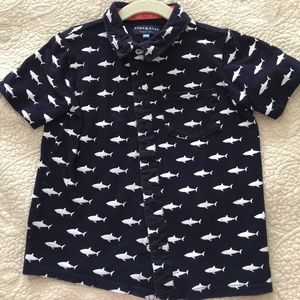 Boys Shark Knit Button Down Shirt Size 5Y